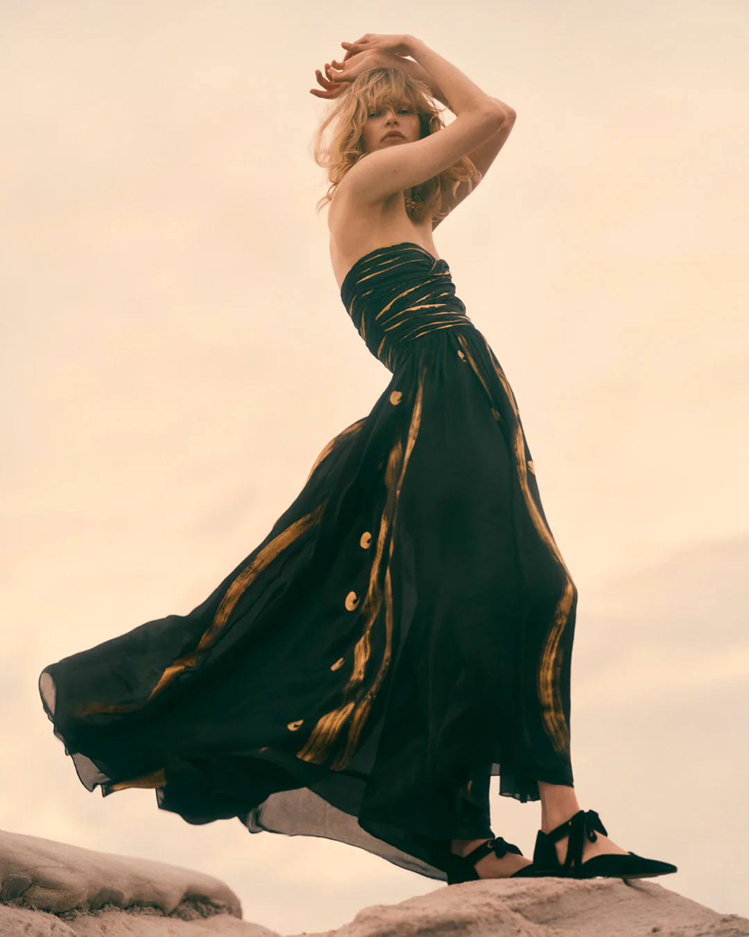 Anastasia Hand Painted Gown - Gild - Image 7