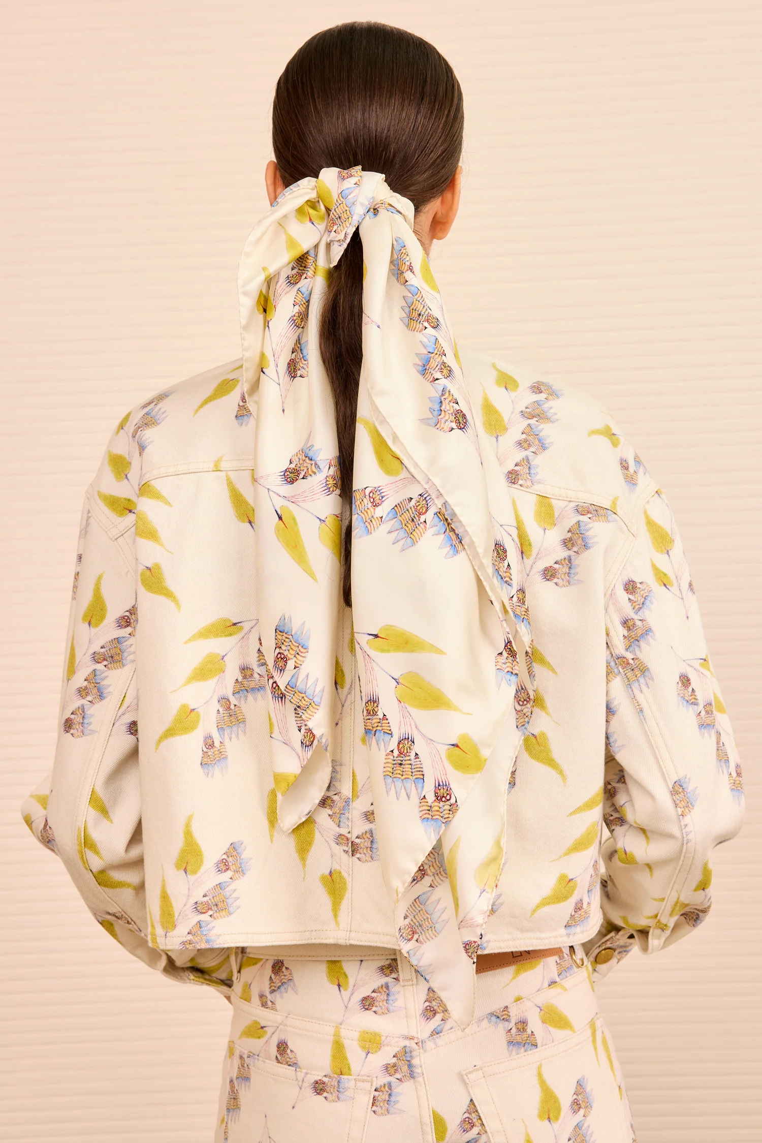 Chiara Scarf - Infinite Flower - Image 5