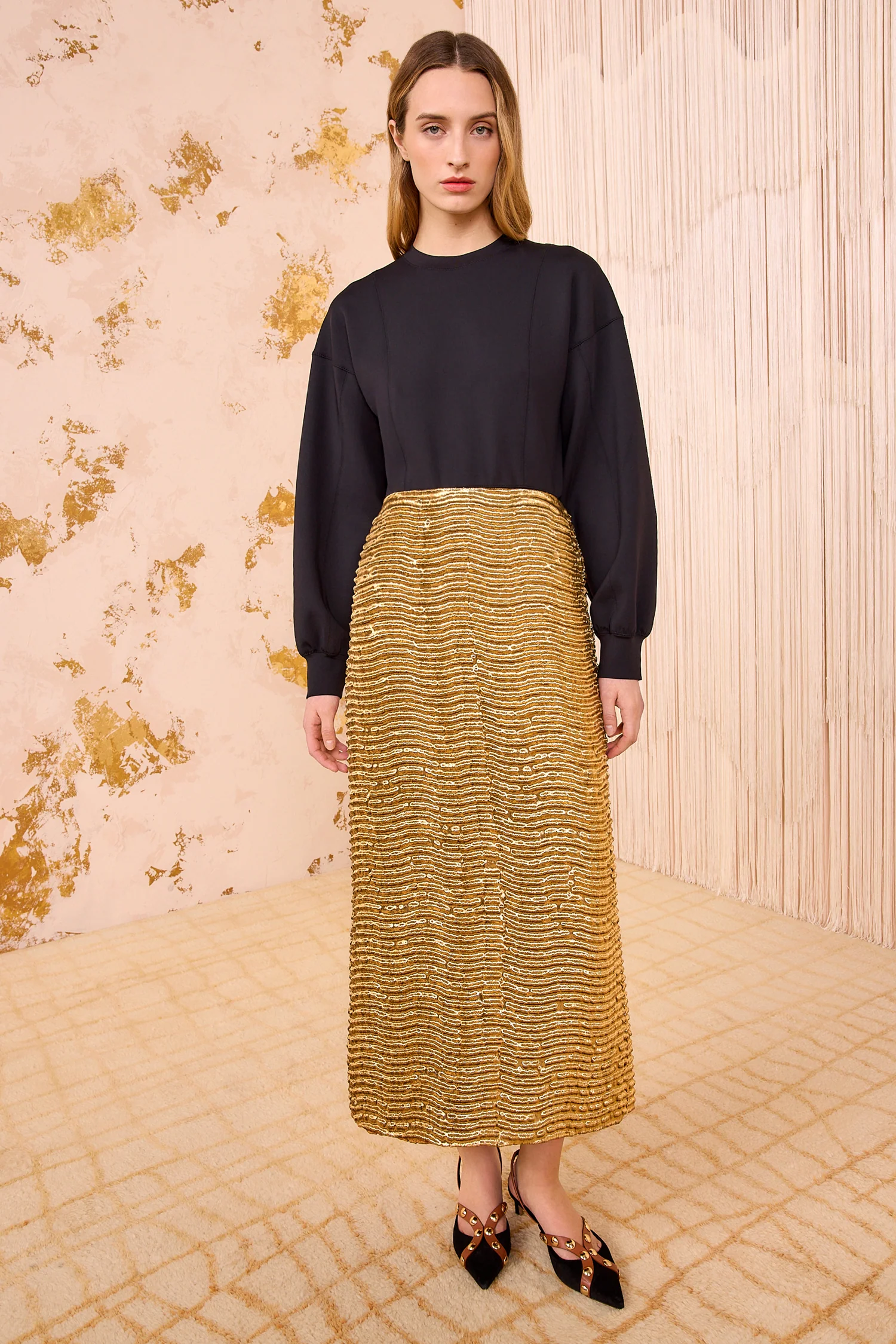 Emira Metallic High Waist Pencil Skirt - Oro - Image 3