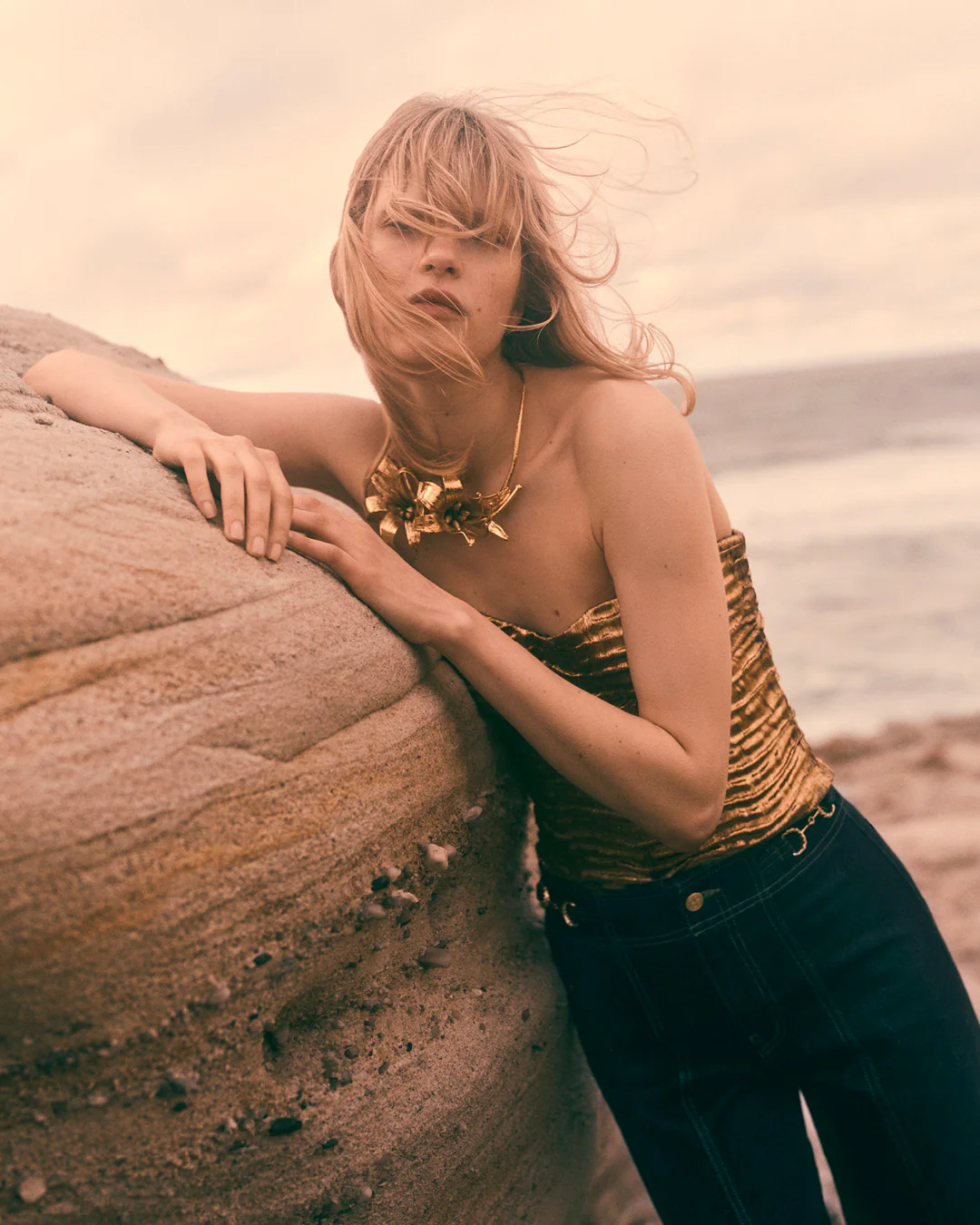 Heleen Metallic Cropped Bustier Top - Oro - Image 7