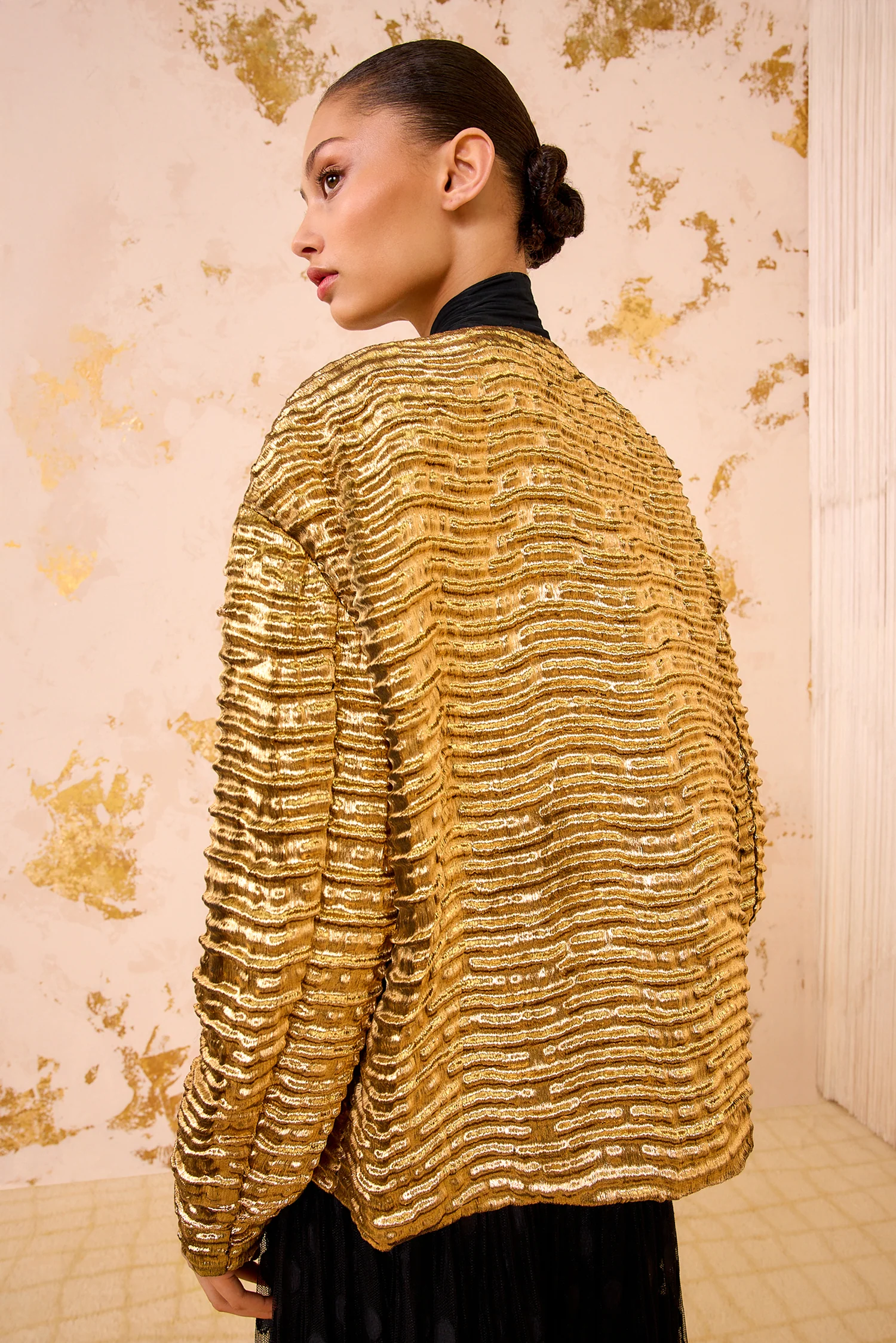 Veeda Metallic Jacket - Oro - Image 4